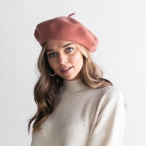 SOPHIE BERET - DUSTY PINK